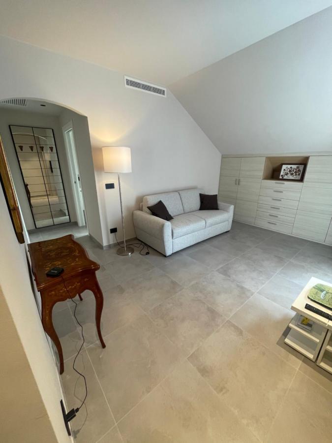 Casa Al Mare Apartment Bordighera Luaran gambar